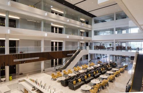 S Ram Leisure Hotel – Bangkok, NY