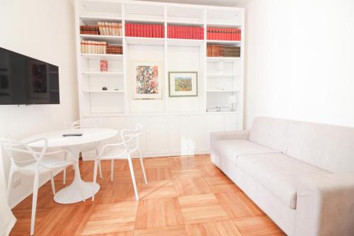 Duomo Charme Apartment, Milan