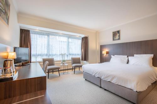 Hotel Carlton - image 8
