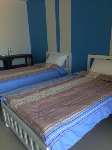 S Diamond Apartment thumbnail 2