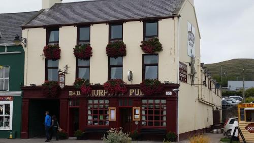 Murphy's Pub and Bed & Breakfast - image 2