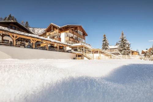 Pensione Camoscio Alta Badia-La Villa/Stern