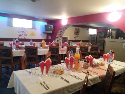 Vila Queen in อาราด