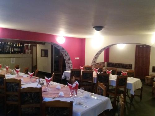 Vila Queen in อาราด