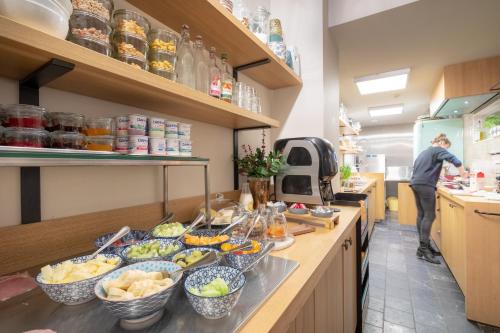 Comida y bebida, Hotel Carlton in Suburbs