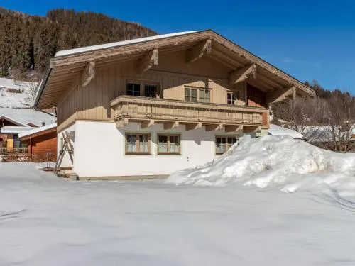 Chalet in Bramberg near Ski Slopes in Bramberg am Wildkogel, Österreich