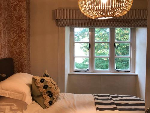 The Red Lion Inn - image 4