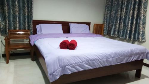 Bed, WISET SABAI RESORT in Ang Thong