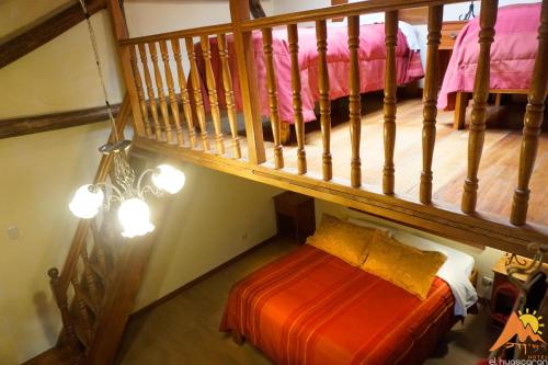 1 double bed, 2 twin beds