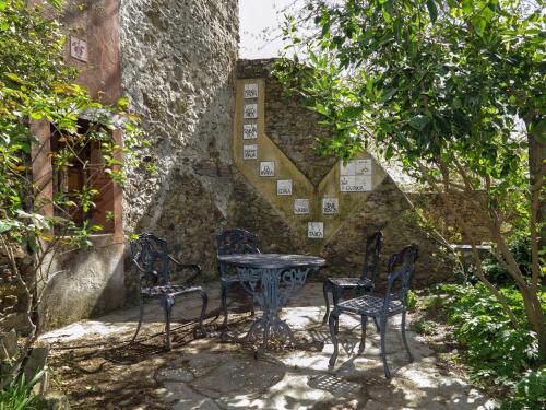 AT Rural NAVALINDA in Casas Del Monte