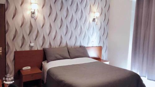 Hotel Frejus – Collegno, NY