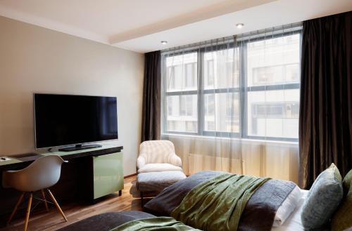 Clarion Hotel The Hub - image 2