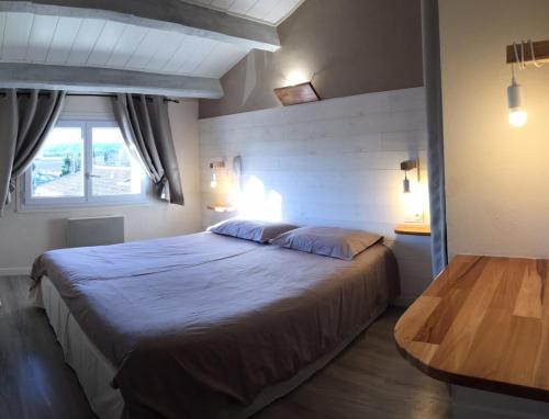 1 queen bed