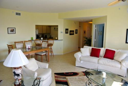 Bay Beach Lane Condo #258859 Condo - image 4