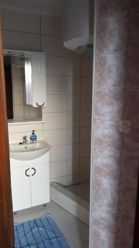  app Cor in Selce