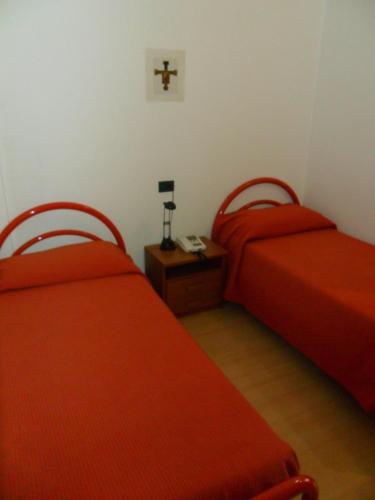 Ospitalità San Tommaso d'Aquino – Bologna, KY