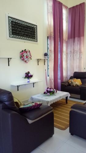 Gambang Kuantan Bungalow Homestay 6 Rooms in Gambang