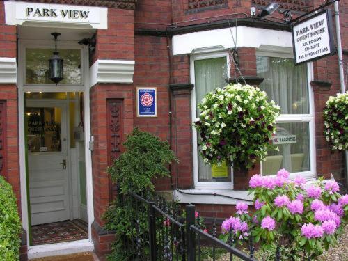 Entrance, Park View Guest House in York