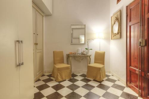 Duomo Suite Central Home - image 7