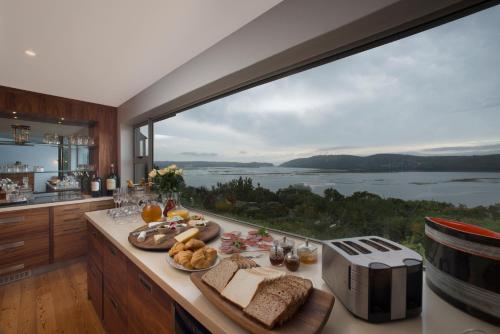 Makanan dan Minuman, Kanonkop House in Kanonkop