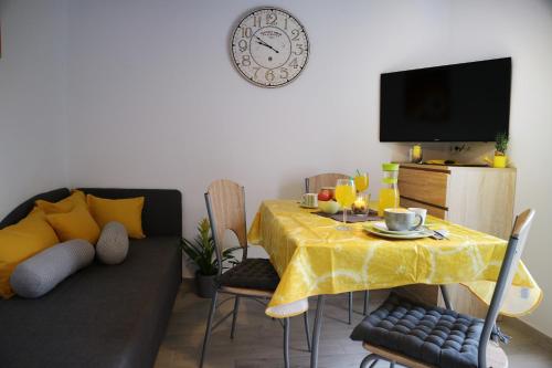 Apartman Vlašić - Vodice - Parking - Wi-Fi-Bike, Vodice (photo 8)