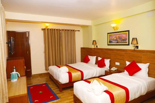 room detail thumbnail 2