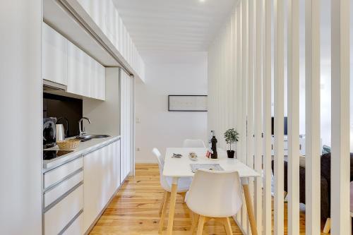 DA'HOME - January's 31 Studio