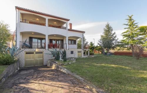 Viesnīcas āriene, Apartmani Katalin in Musalez