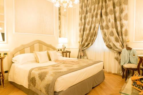 Superior Double Room room in Grand Hotel Majestic gia' Baglioni