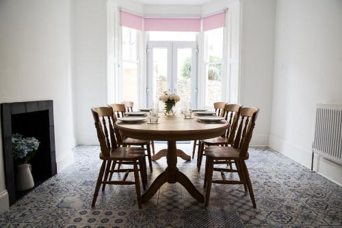 Faciliteter, The Pink Door Seaside Holiday Home in Östra Ventnor
