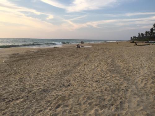E-Beach Resort - image 4