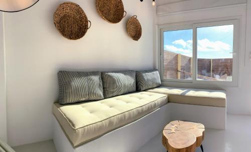 Mesanto Luxury Suites - image 2