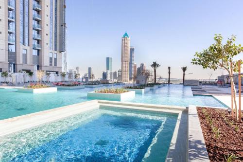 ★ Exclusive Flat with Canal Views in Al Habtoor - image 3