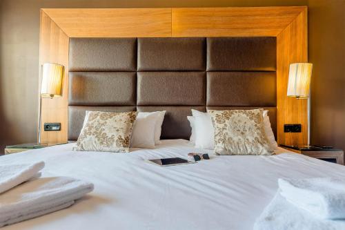 1 double bed