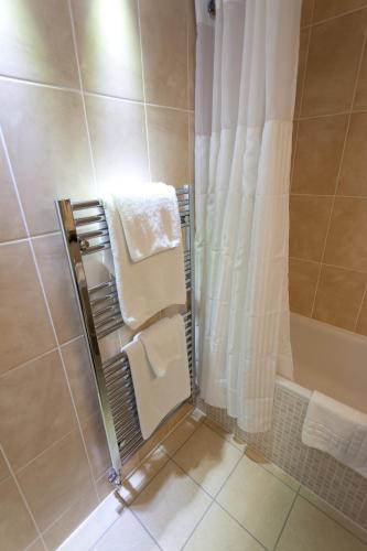 Best Western Plus Sheffield Mosborough Hall Hotel - image 14