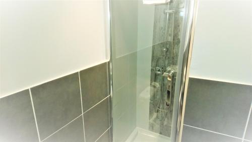 Budget Triple Room image 2