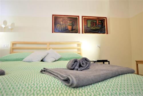 DiVino Mare rooms - Tap to explore photos