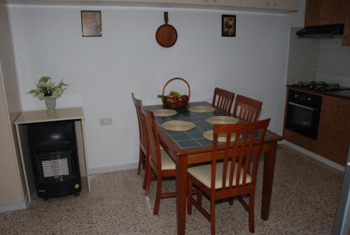 Kanarinis House in Ómodosz