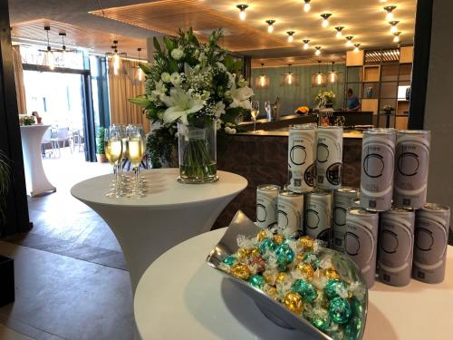 Hotel Color - image 13