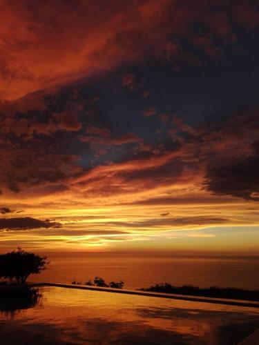 Frente al Mar