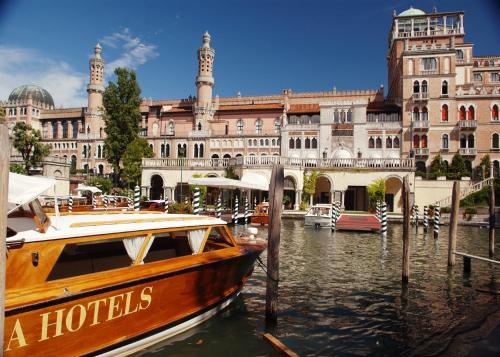 Hotel Excelsior Venice in Lido di Venezia