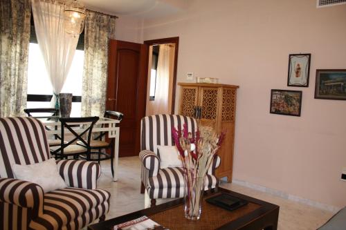 One-Bedroom Apartment image 10