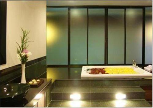 Bathroom, Yodia Heritage Hotel in Phitsanulok