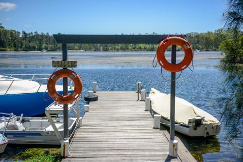 Calm Waters Waterfront Cottages Sussex Inlet