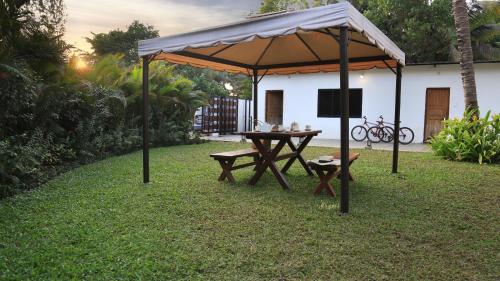 Ashore by Vista, Beachfrom 6BHK, ultra luxurious with Infinity pool, SPA at Morjim, Morjim (photo 9)