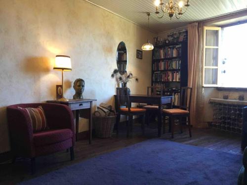 Le petit Fort Fleuri in Bellac