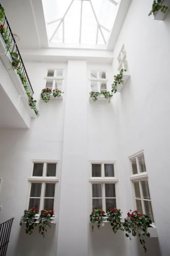 Facilities, Hotel Pod Vezi near KGB Museum