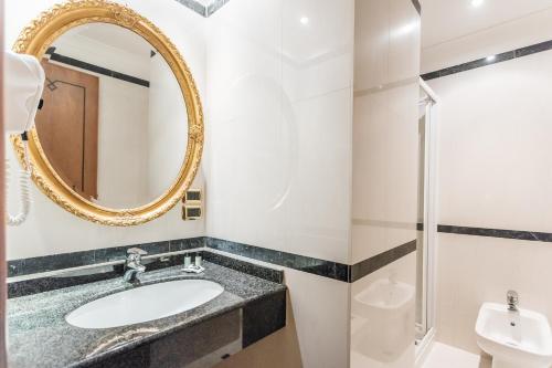 Raeli Hotel Regio - image 12