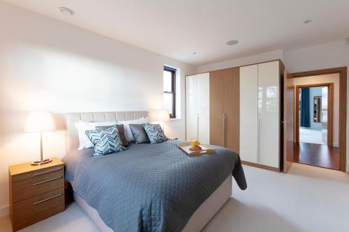 Hampden Apartments - The Henry - image 2