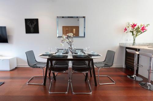 Hampden Apartments - The Charles - image 13